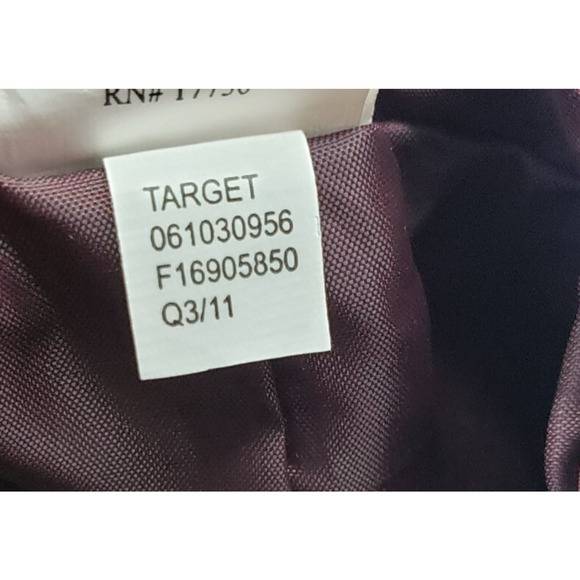 Woman's Classic Maroon Red Cloth Beret Hat Cap - Picture 9 of 9